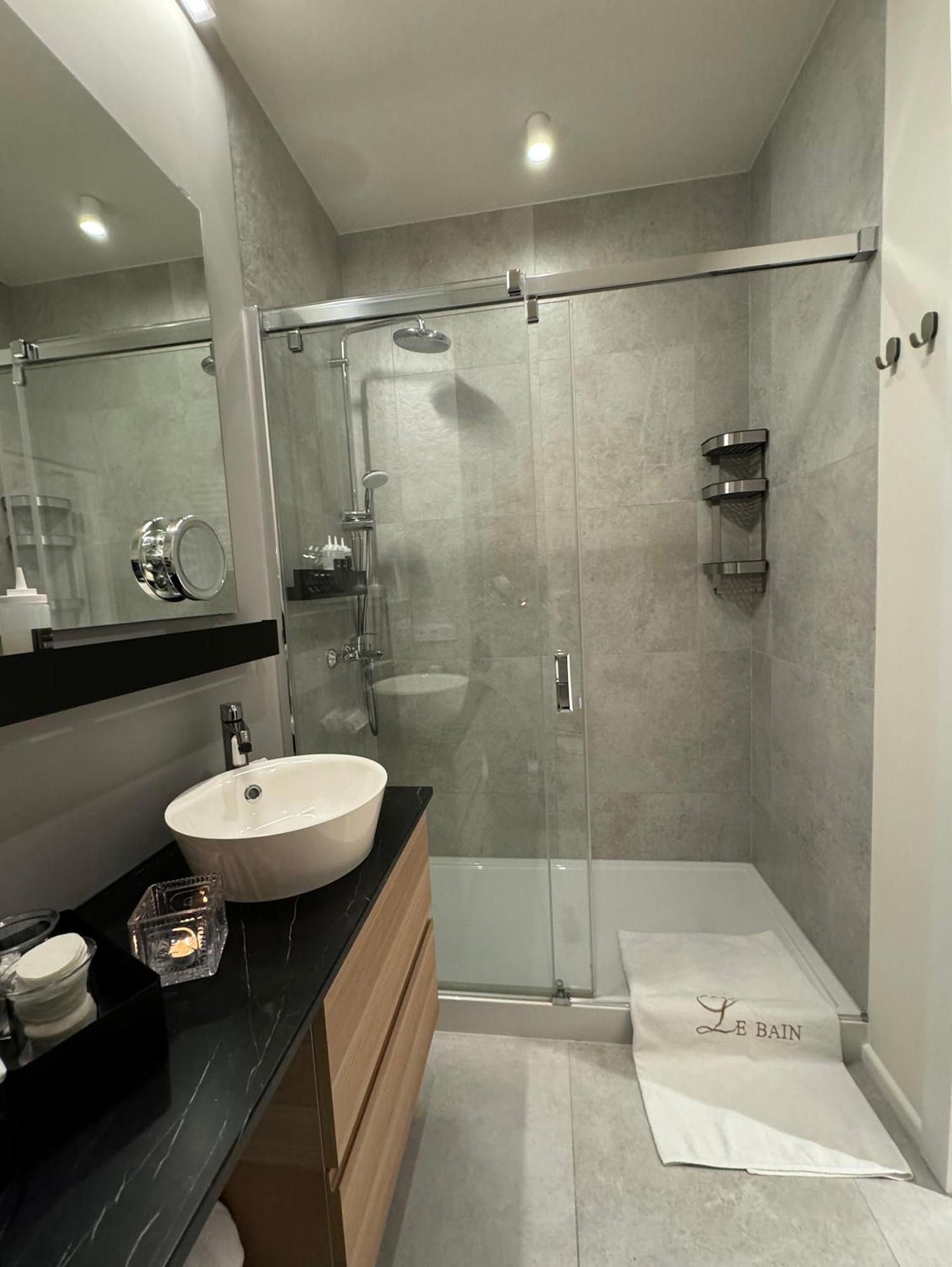 Relax&Comfort New Waw 50 Sqm With Terrace, Garden, Free Parking And Ac Warsaw Exterior photo
