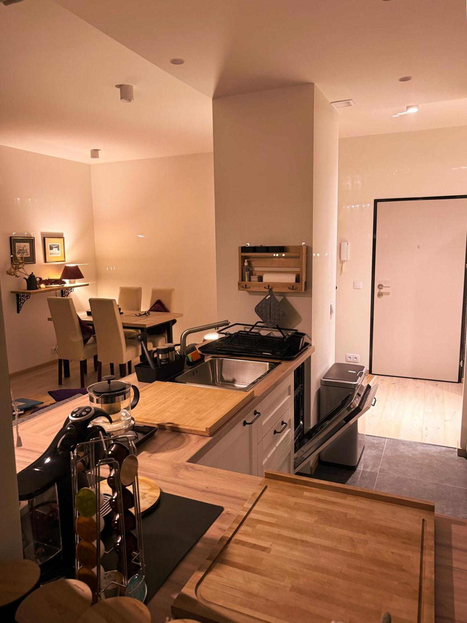 Relax&Comfort New Waw 50 Sqm With Terrace, Garden, Free Parking And Ac Warsaw Exterior photo