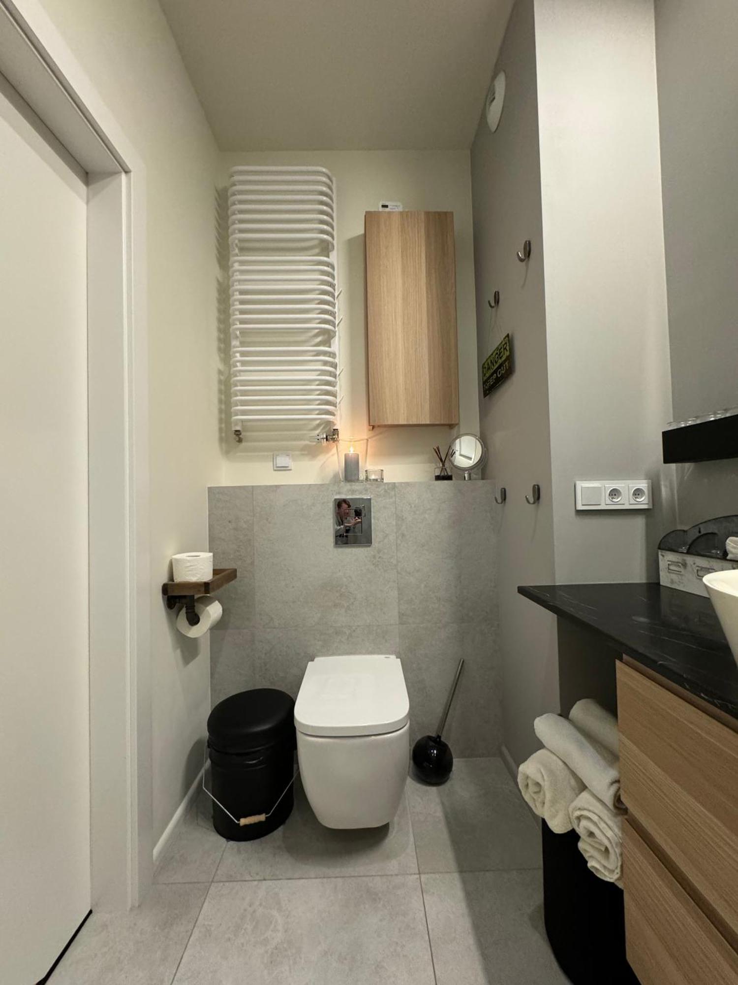Relax&Comfort New Waw 50 Sqm With Terrace, Garden, Free Parking And Ac Warsaw Exterior photo
